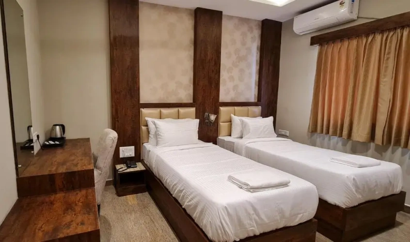 Standard Club room