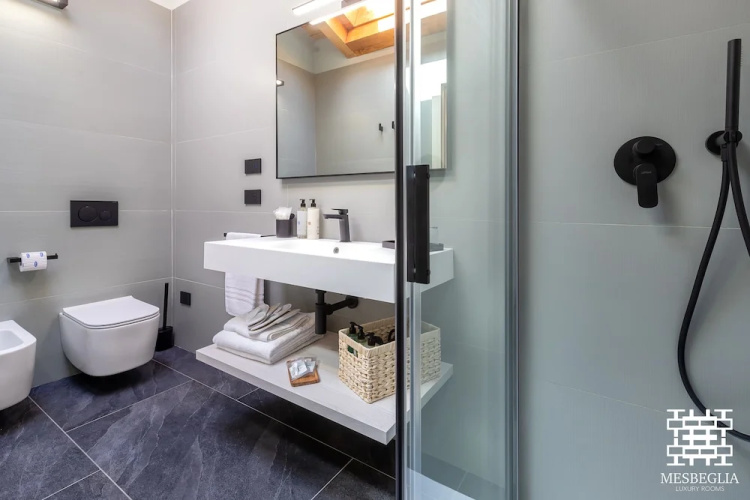 Mesbeglia Luxury Rooms