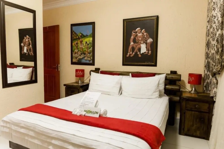 Ekuthuleni Guest House - Soweto