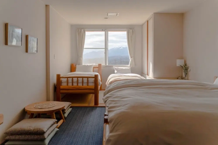 Deluxe Quadruple room