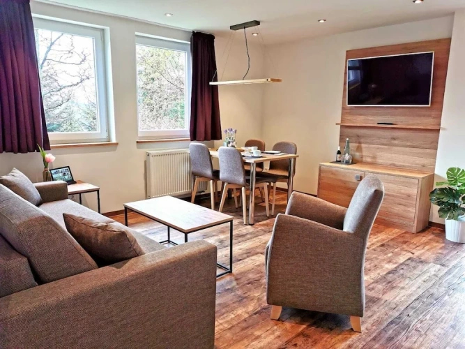 2 Bedrooms Comfort room