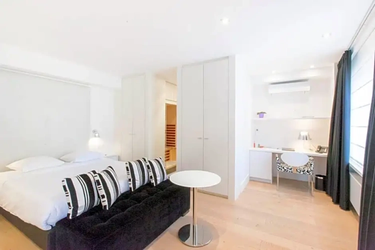 Superior room