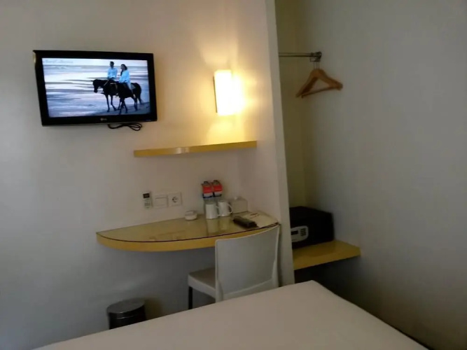 Amaris Hotel Panglima Polim 2