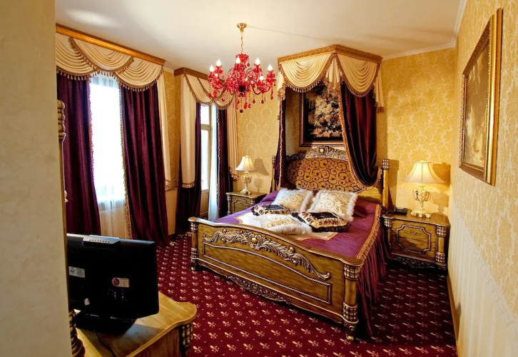 Kupava Deluxe Hotel