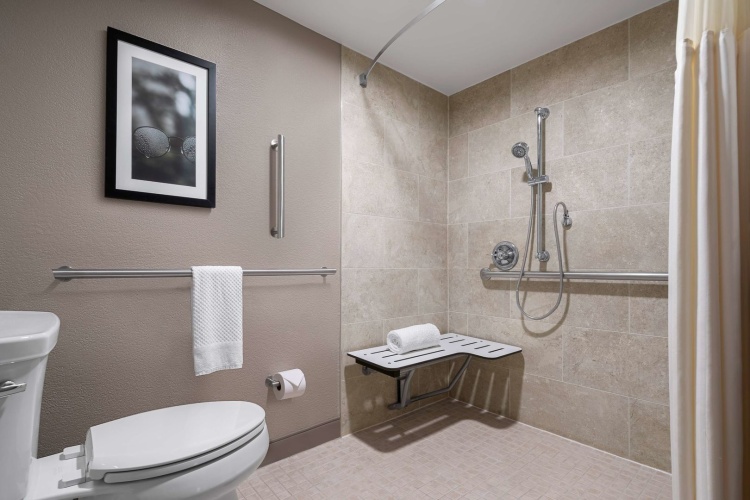 the Alloy King of Prussia - a DoubleTree by Hilton photo 11