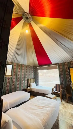 Luxury purple bubble tents