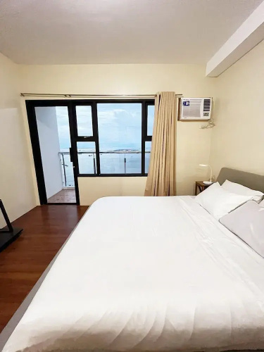 Manila Bayview Luxury Rental