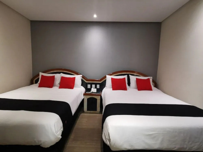 Hotel Monarca