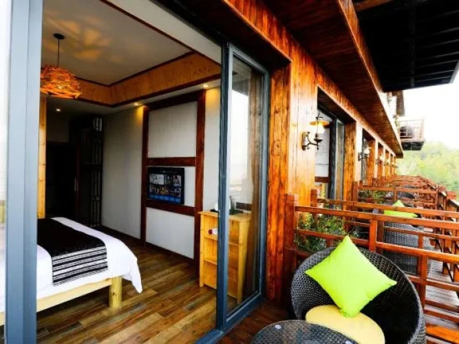 Hillside Mercure Zixing