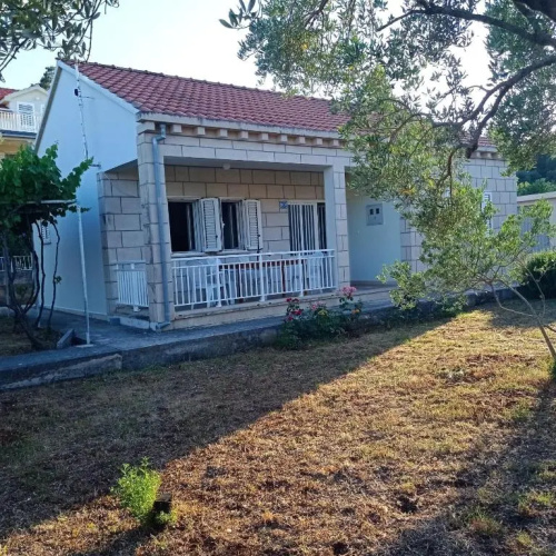 Adrian's Winery Residence