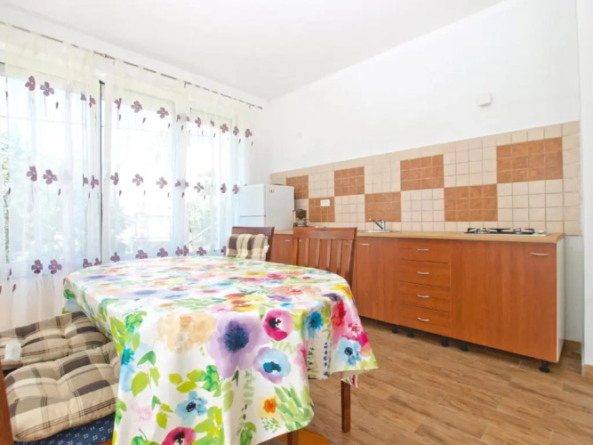 Apartment 1359