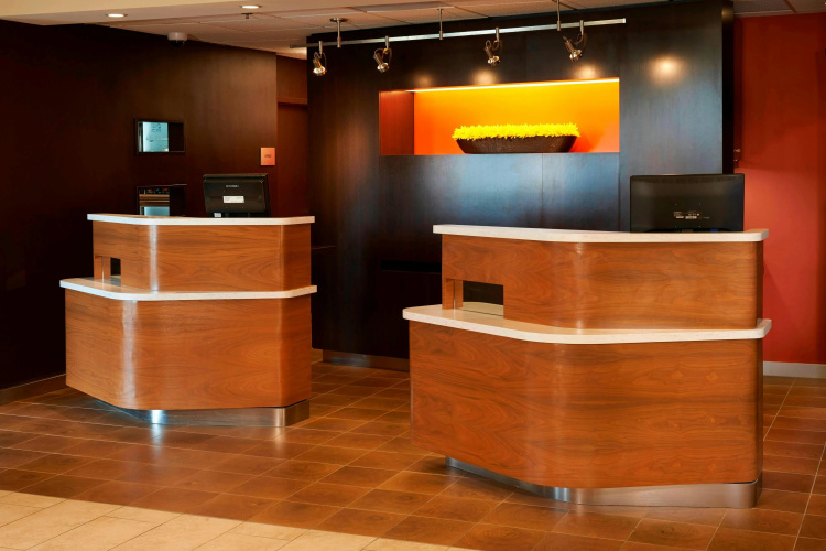 Courtyard By Marriott Toledo Airport Holland - Ohio