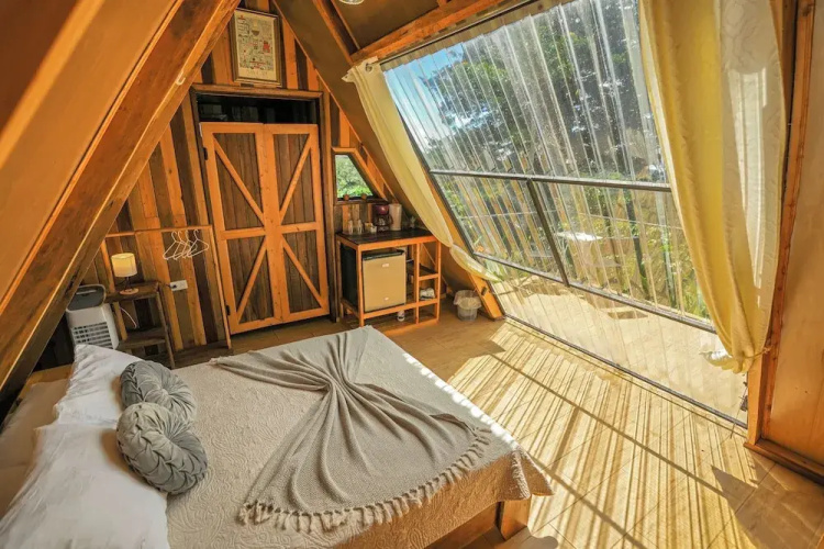 Tityra Lodge
