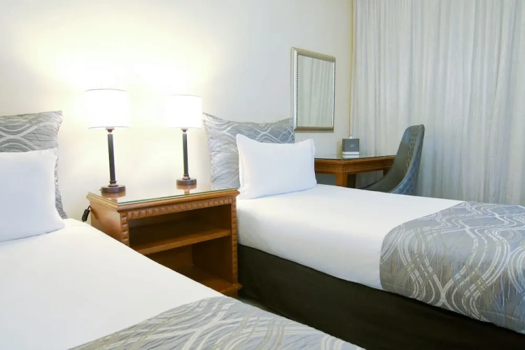 Standard Twin room with balcony