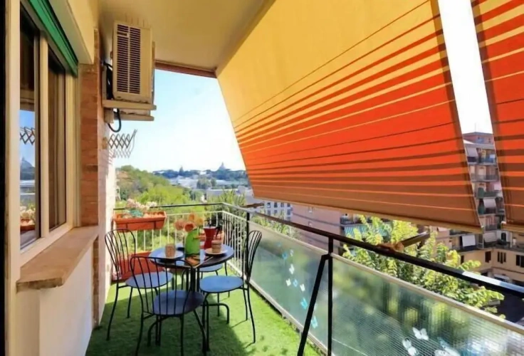 2 Bedrooms Apartment with balcony