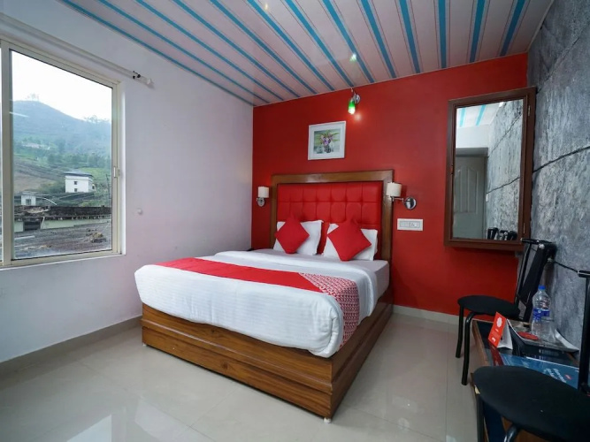 OYO 8653 Achus Inn