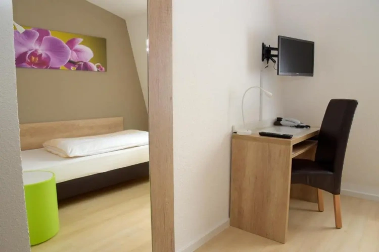 Standard Single room