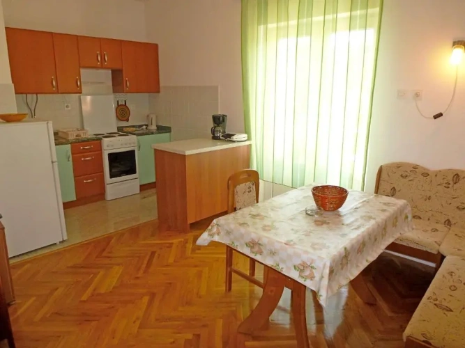 1 Bedroom Apartment with balcony