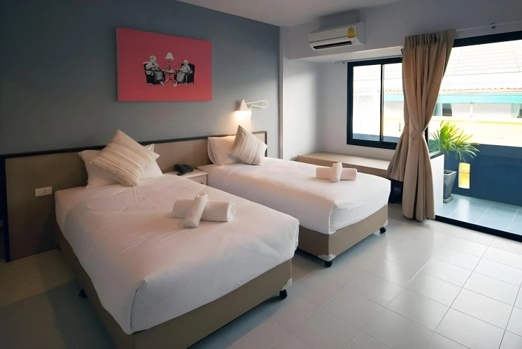 Chalong Sea Breeze