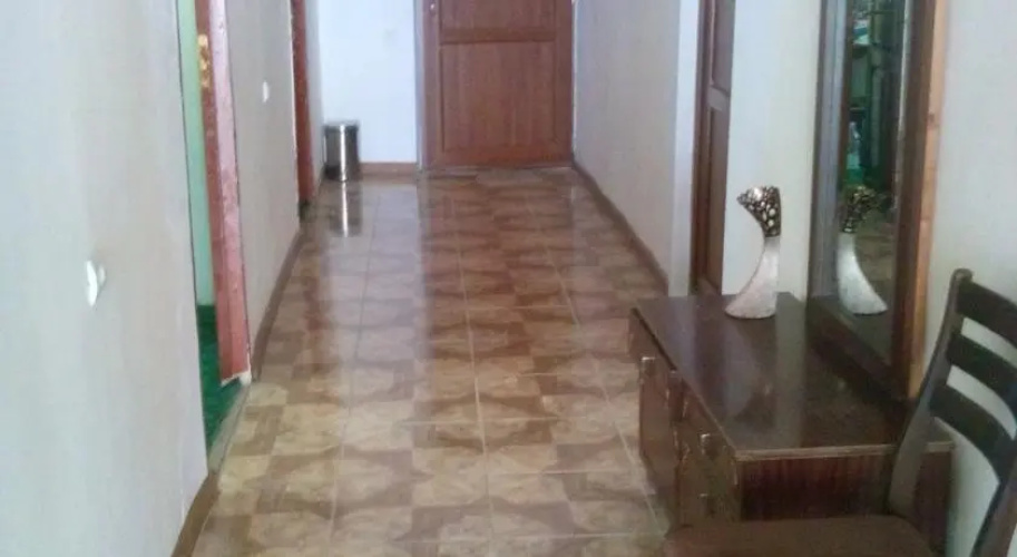Hotel Lalvar