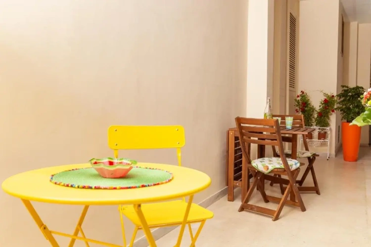 2 Bedrooms Apartment
