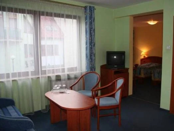 Hotel Cold