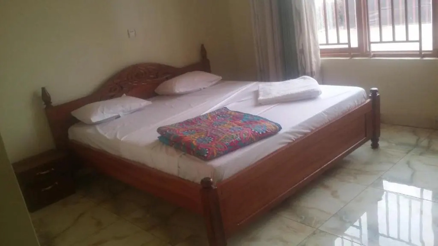 4B Stars II Hotel