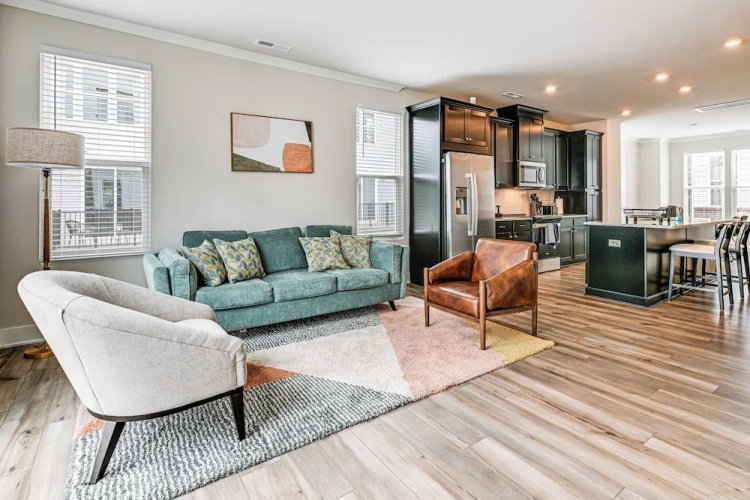 3 Bedrooms Apartment with balcony