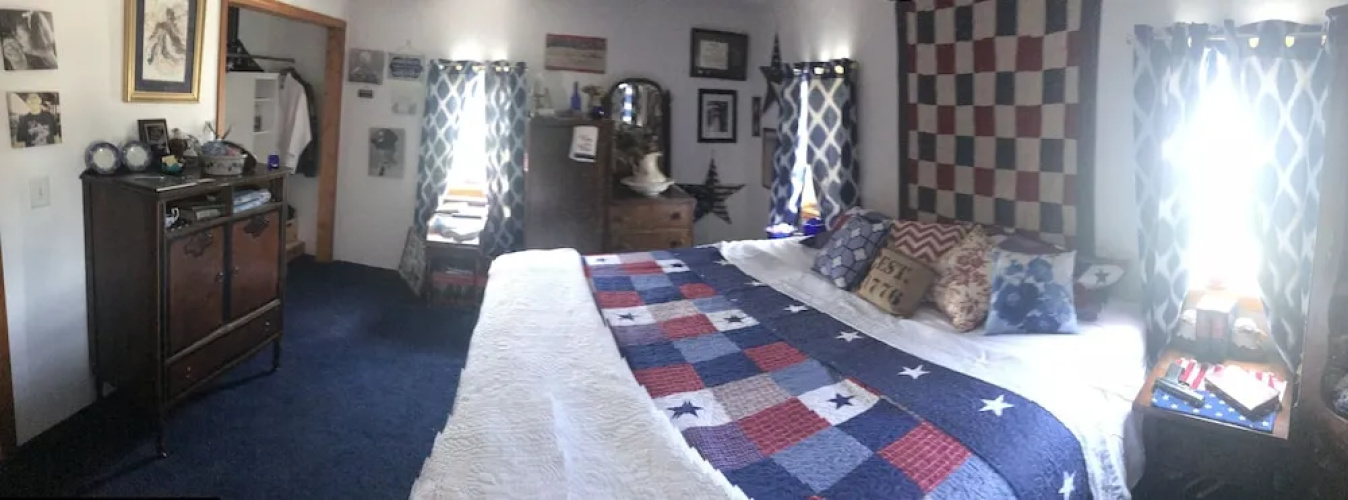 Laid Back Manor