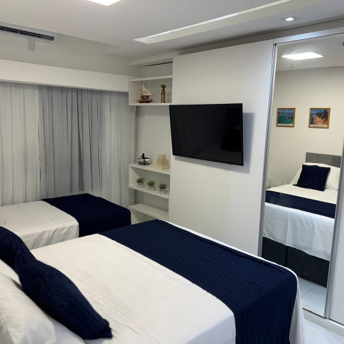 Flat com piscina a 50m da praia