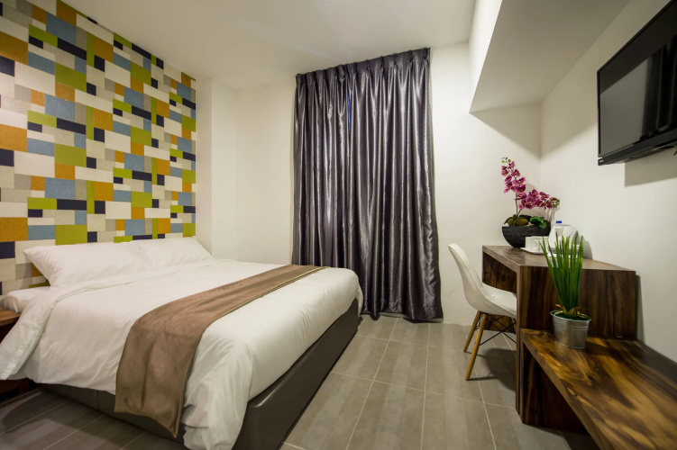 OYO 89355 Big Big Hotel