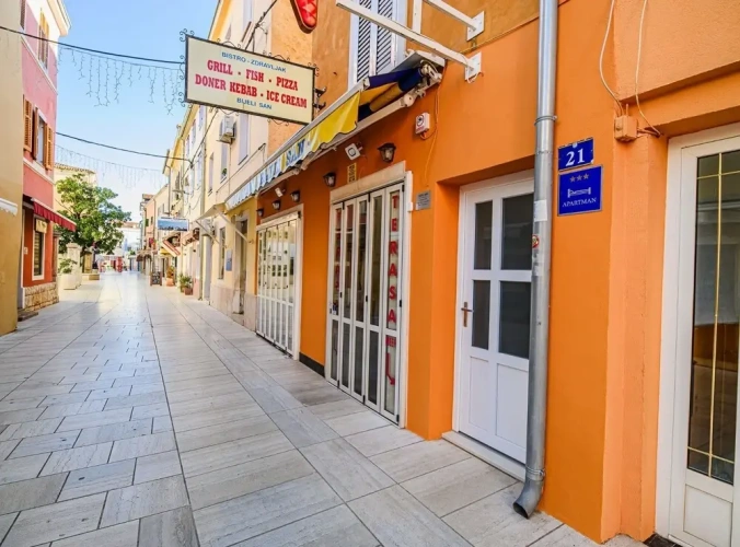 2 Bedrooms Apartment with balcony
