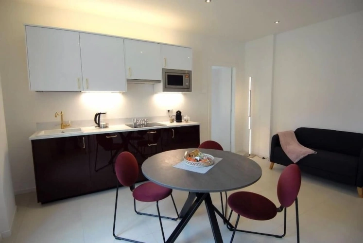 Superior Apartment