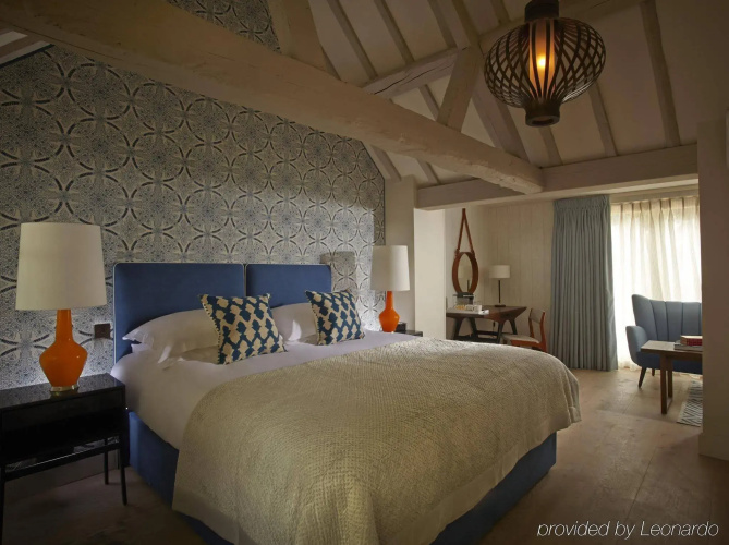 Dormy House