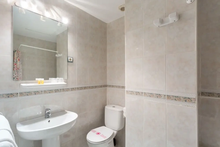 Standard Quadruple room with balcony