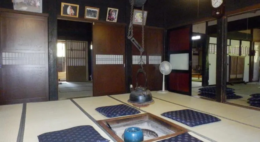 Gassho Minshuku Nakaya