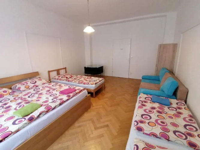 Hostel Bonvolon