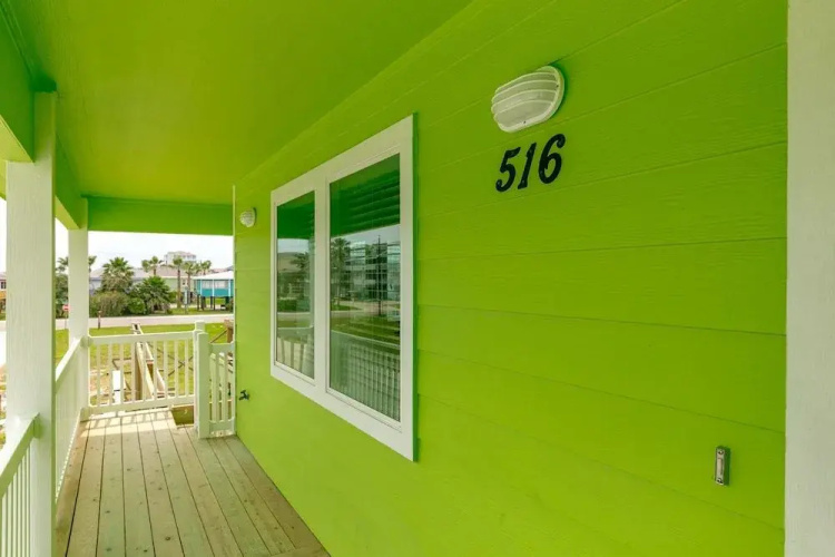 Fluorescent Home 516 by RedAwning