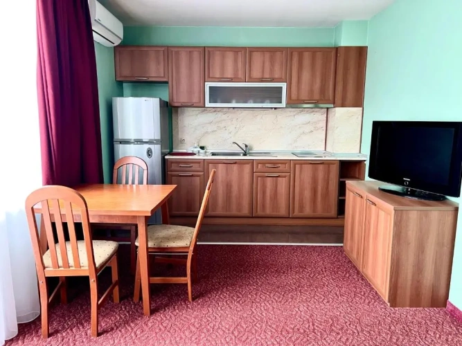 1 Bedroom Apartment with balcony