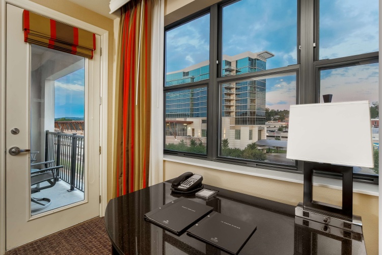 Hilton Promenade at Branson Landing photo 9