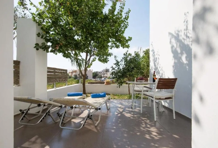 1 Bedroom Apartment with balcony and with view