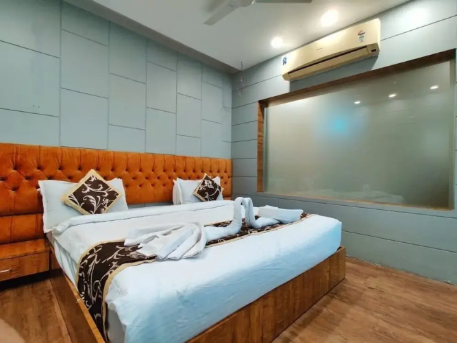 Hotel Prashant International