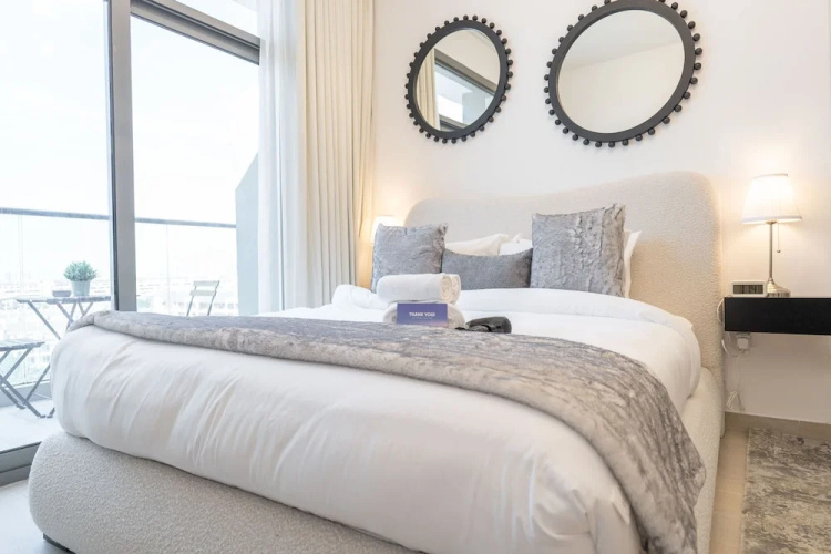 Charismatic Studio in Laya Heights Perfect for 2