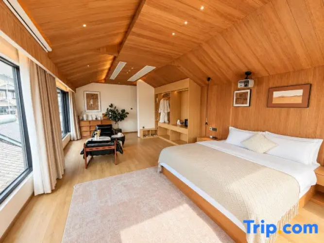 Standard Double room with view