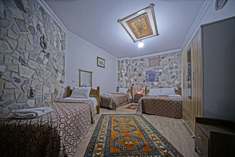 Deluxe Triple room with balcony