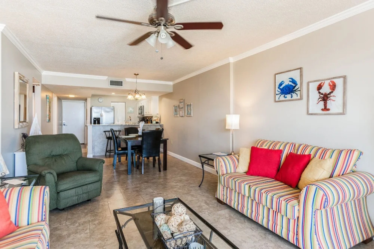7205 Thomas Dr Unit C403 - 2 Br Condo