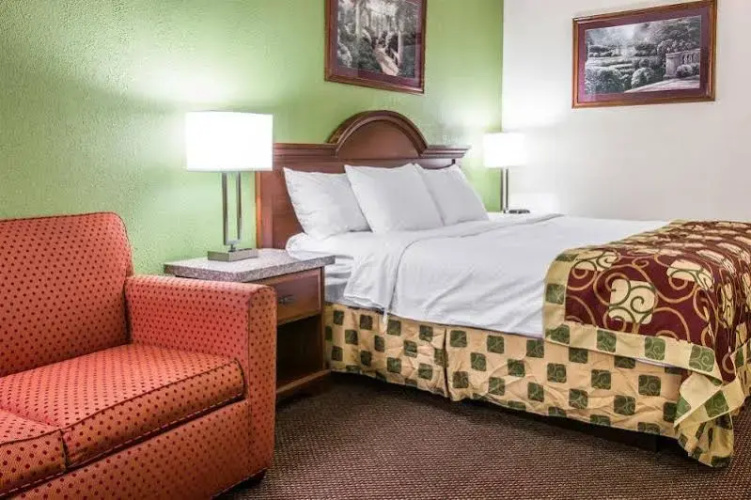 Clarion Hotel