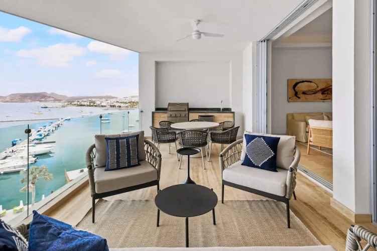 Live Aqua Private Residences La Paz