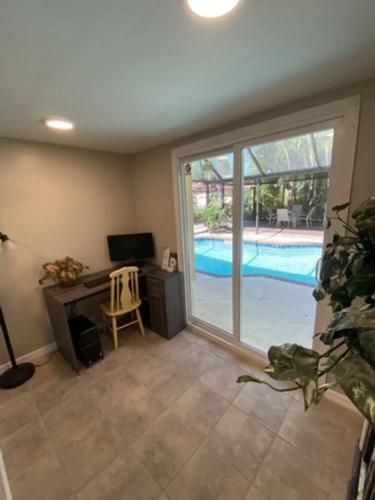 Tropical Villas of Venice Beach