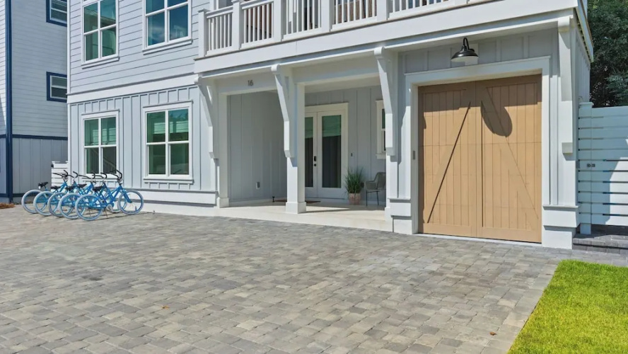 Spacious Coastal Retreat Near Inlet Beach With Bikes, Balconies & Modern Design Bluewater View By Avantstay - Rosemary Beach, FL